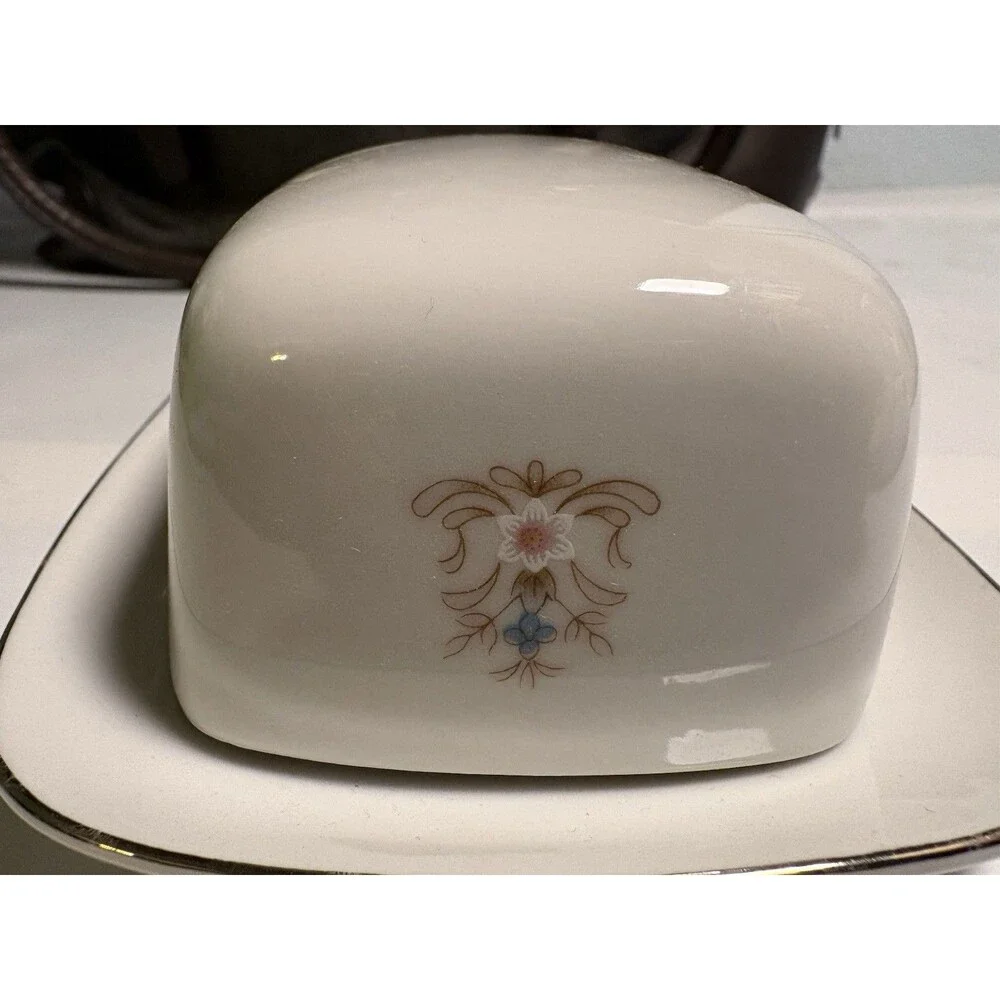 Antique Society Fine China Covered Butter Dish First Lady Floral 4764